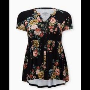 Torrid - Babydoll tee - Size Plus 0 - Super Soft Knits